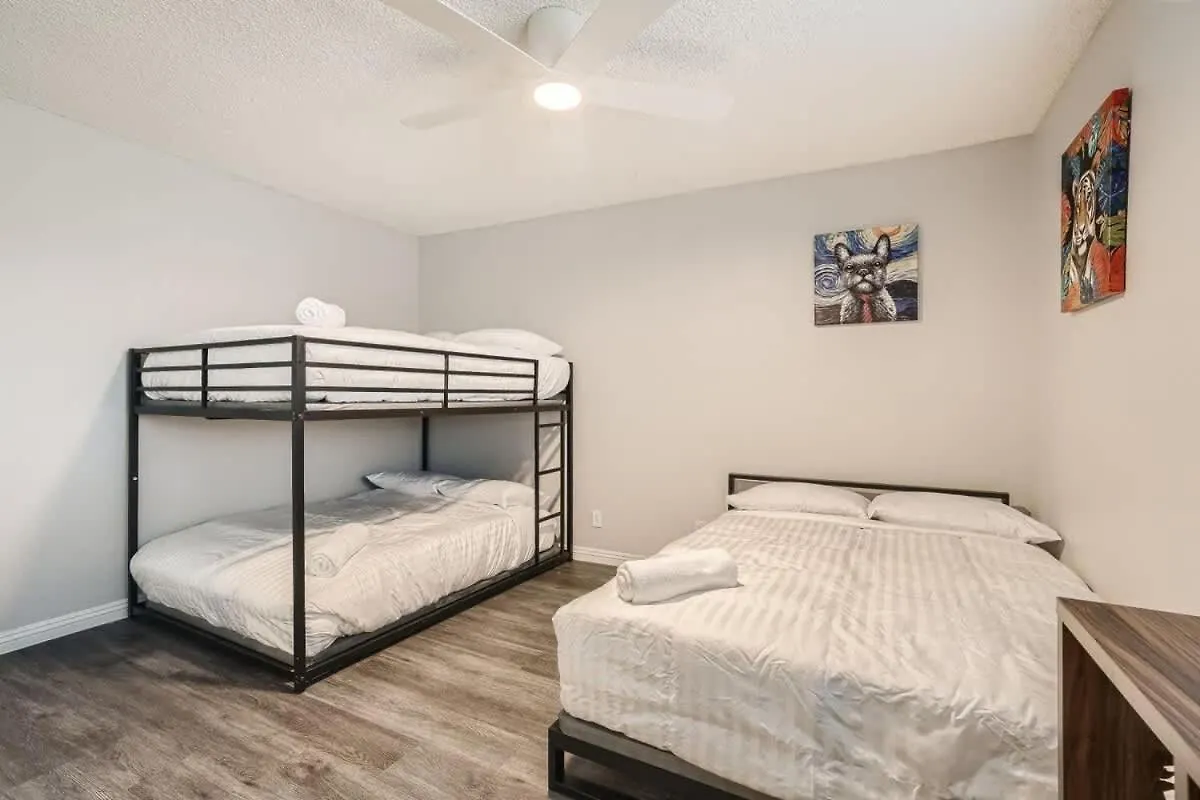 度假居 拉斯维加斯Tropical House With Heated Pool 10 Min To Strip别墅